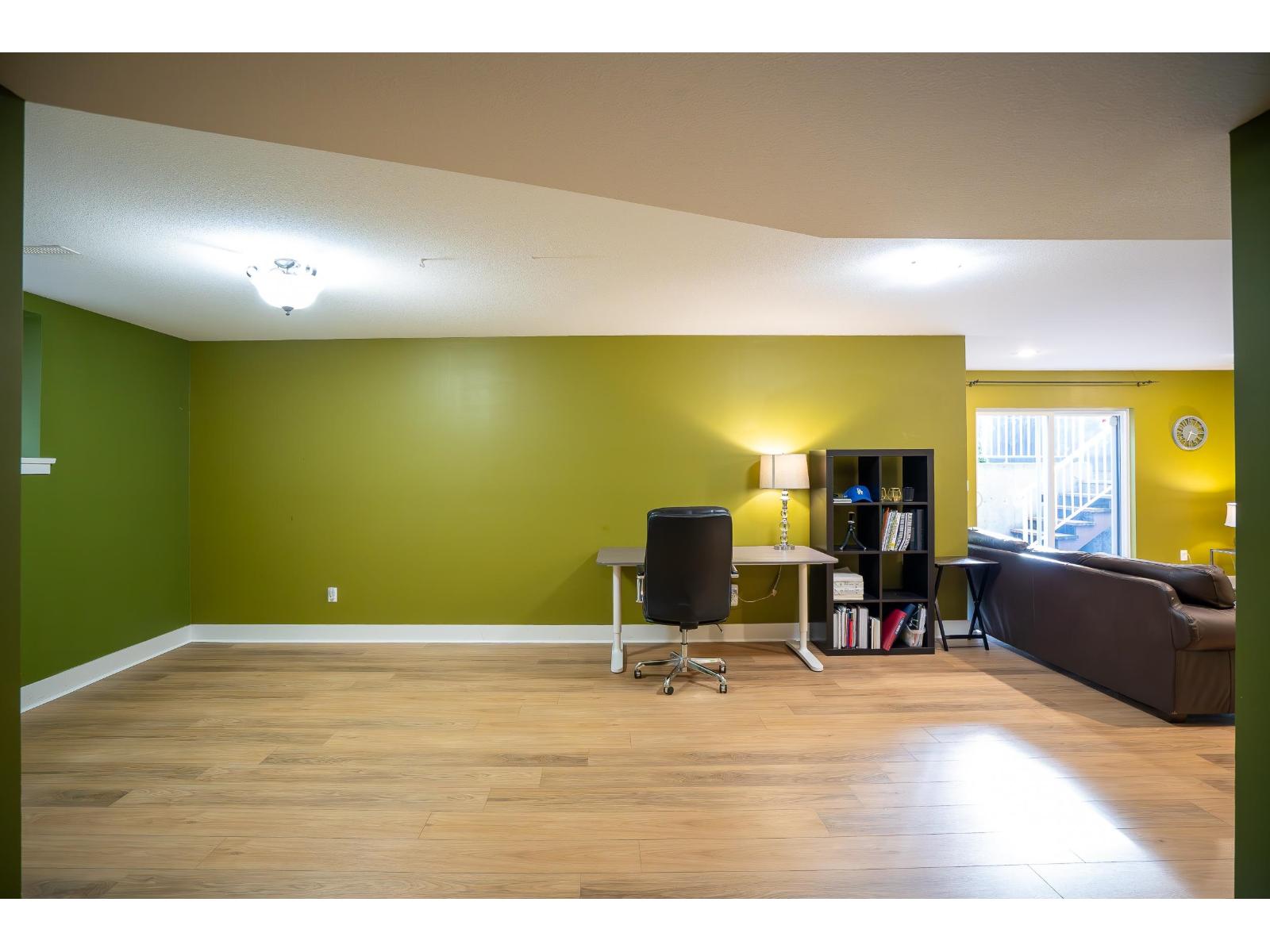 4 Bed, 4 Bath House for Sale in Surrey – 17916 71 AVENUE, Surrey - Image 9
