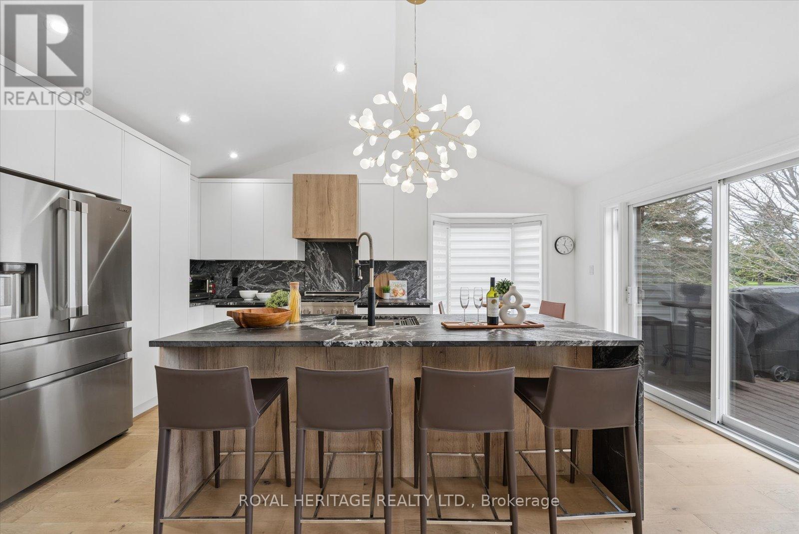 38 BRIAR GATE WAY - 13
