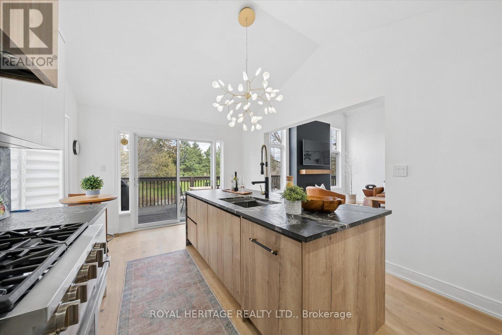 38 BRIAR GATE WAY - 15