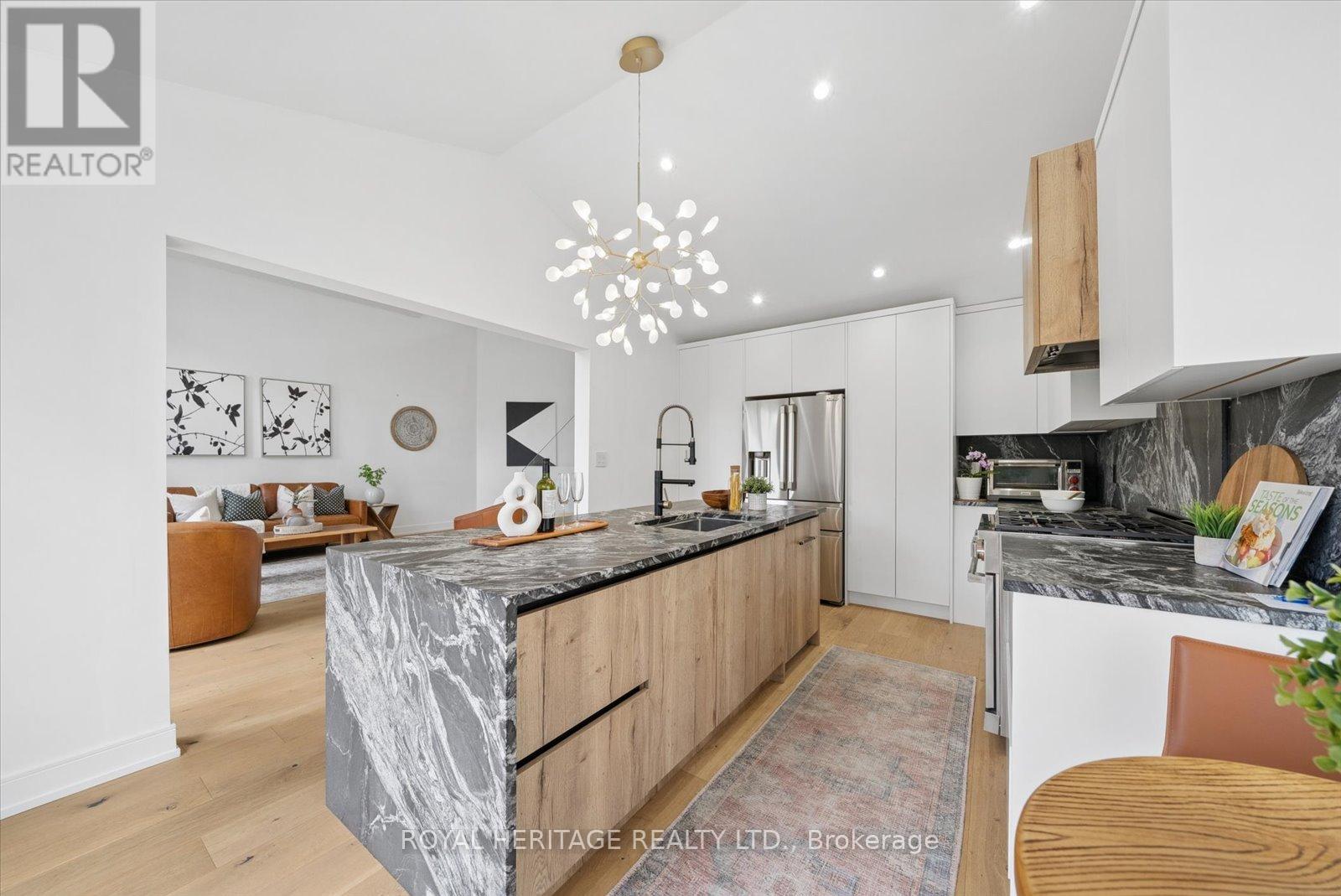 38 BRIAR GATE WAY - 16