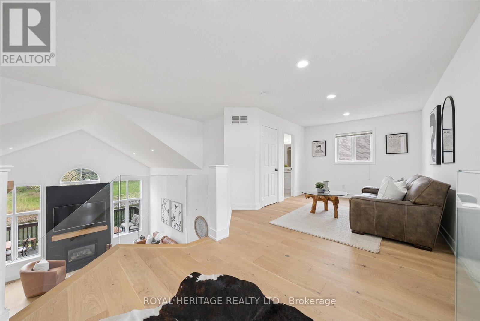 38 BRIAR GATE WAY - 23