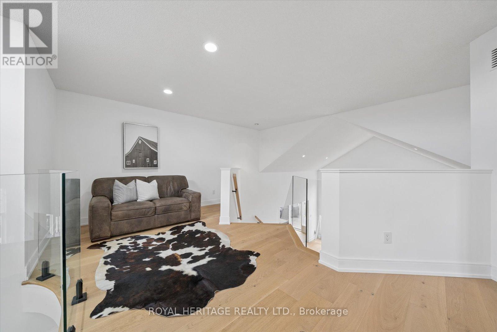38 BRIAR GATE WAY - 24