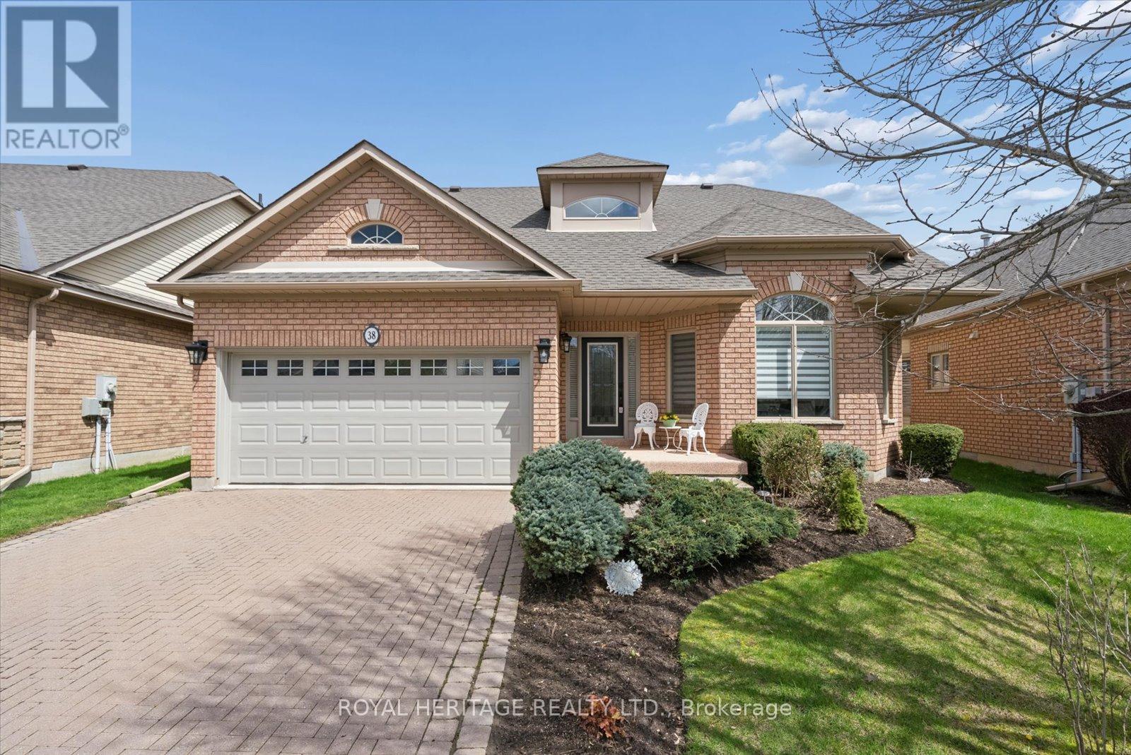 38 BRIAR GATE WAY - 3