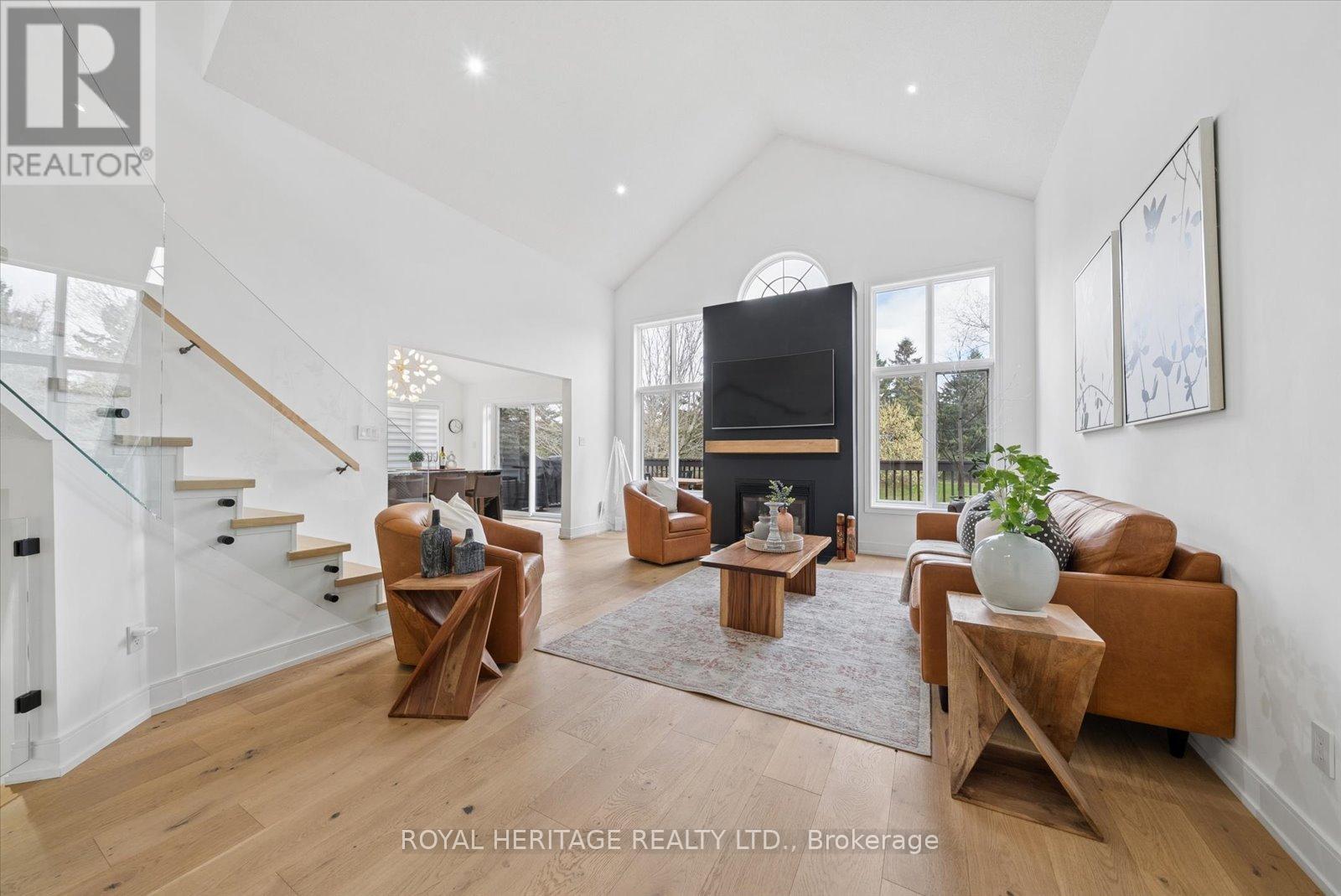 38 BRIAR GATE WAY - 9