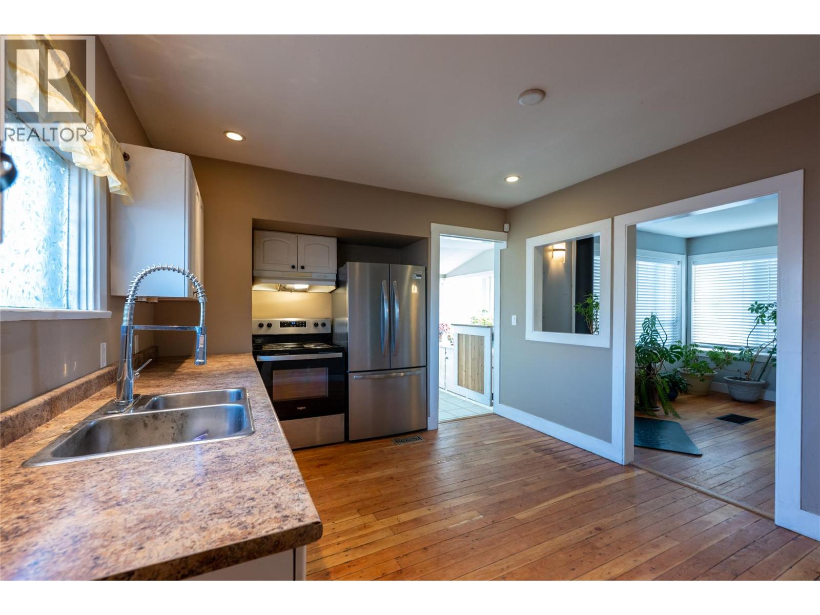 308 Alexander Avenue - 13