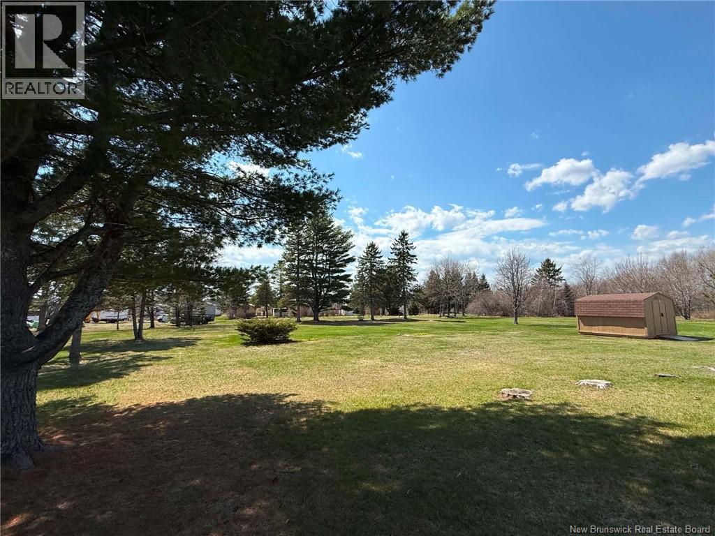 60 McIntosh Street - Image 2