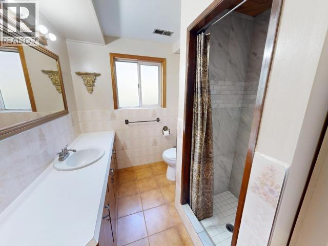 4688 FERNWOOD AVE - 15