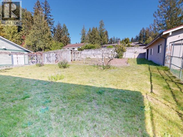 4688 FERNWOOD AVE - 24