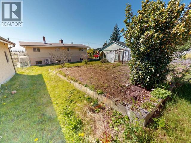 4688 FERNWOOD AVE - 26