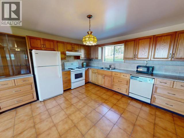 4688 FERNWOOD AVE - 14