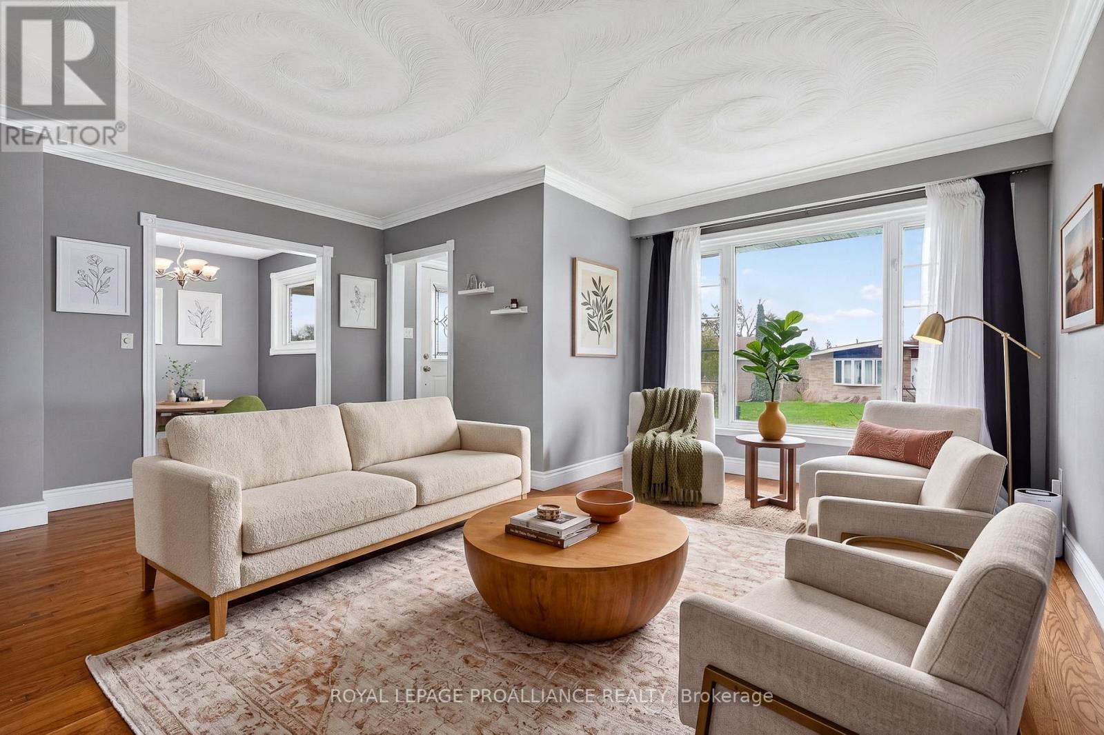 15 GEARIN STREET - 15