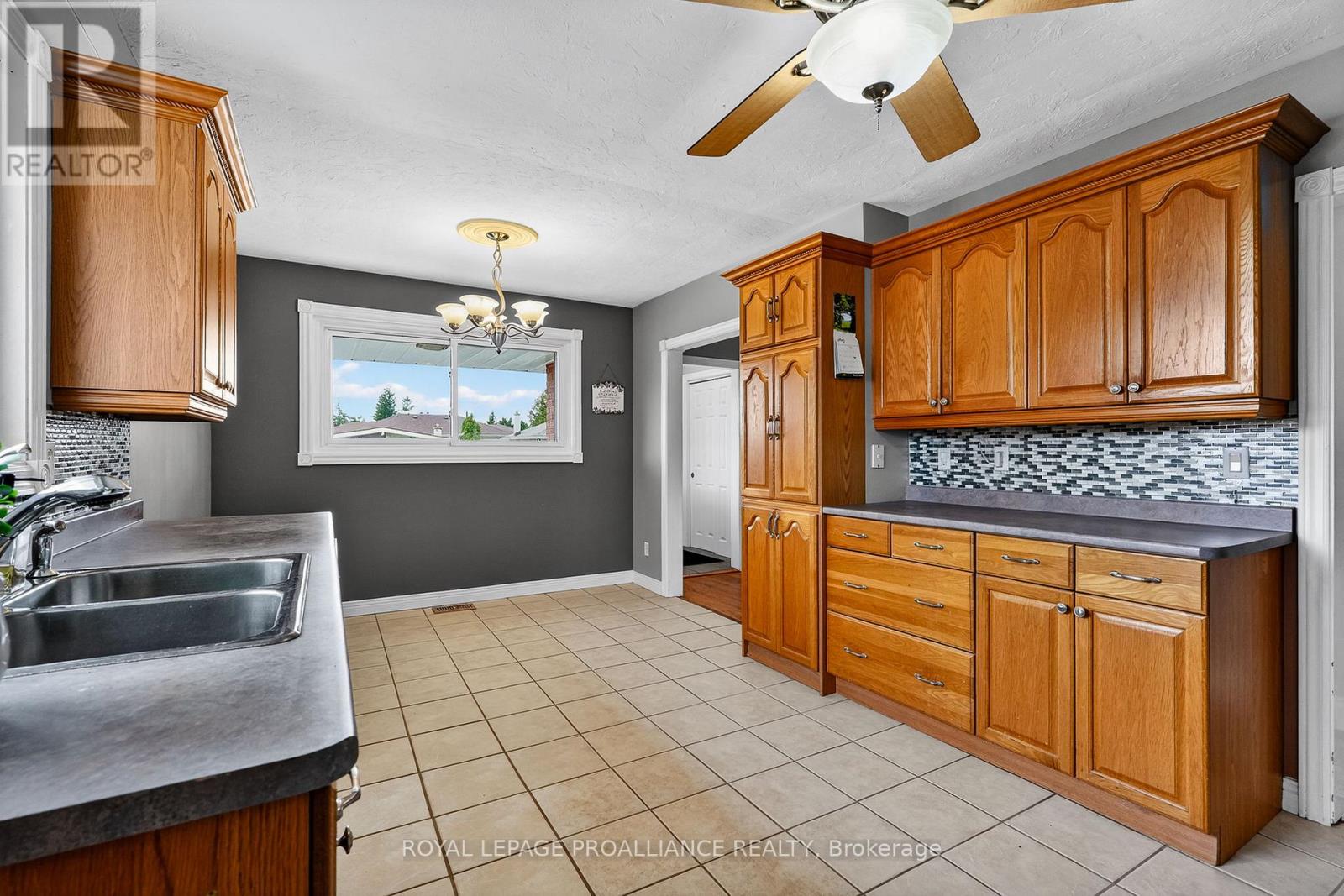15 GEARIN STREET - 22