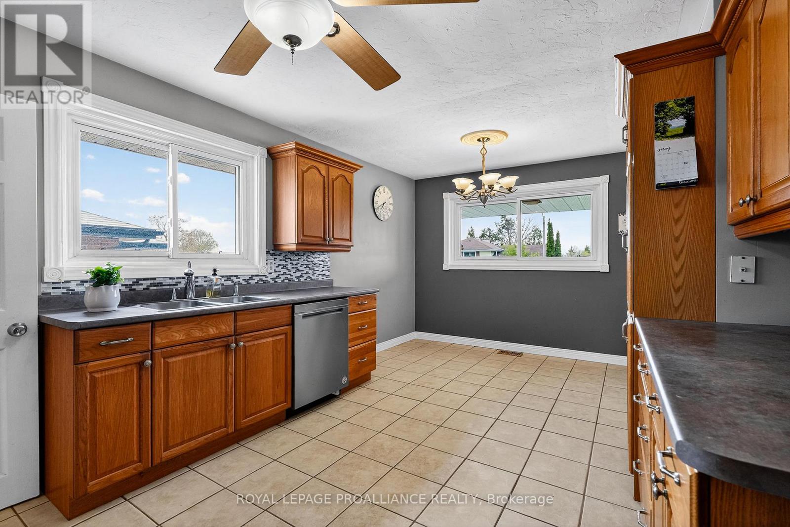 15 GEARIN STREET - 25