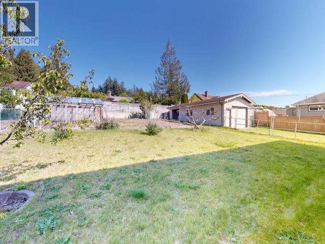 4688 FERNWOOD AVE - 25