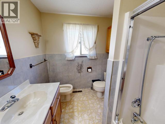 4688 FERNWOOD AVE - 9