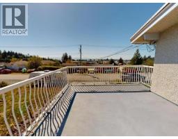 4688 Fernwood Ave, Powell River, BC V8A3L6 Photo 20