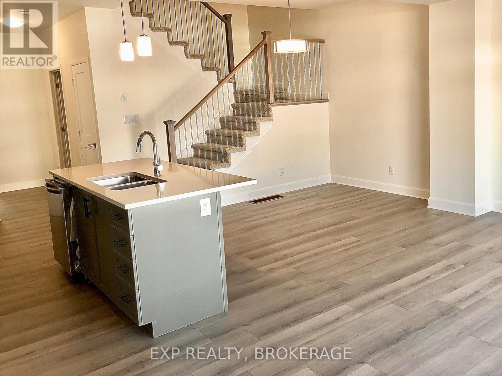 1425 SUMMER STREET - 6