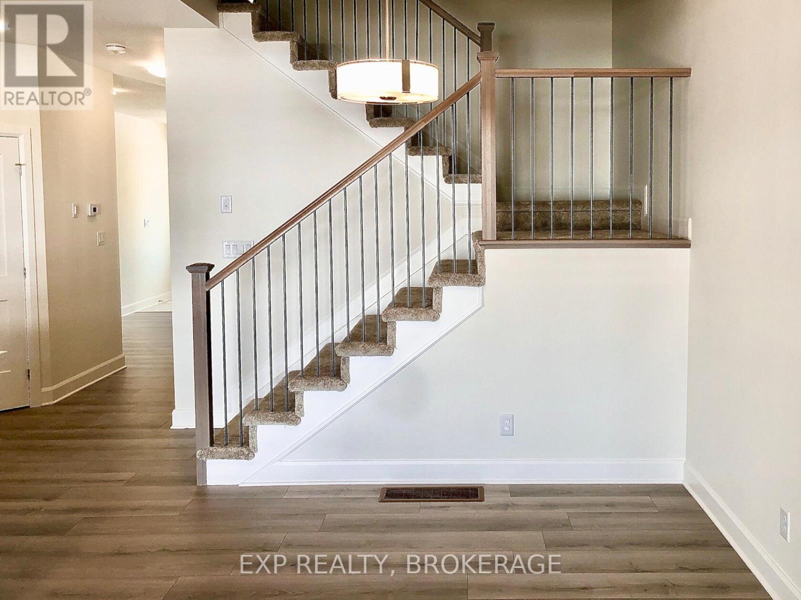 1425 SUMMER STREET - 9