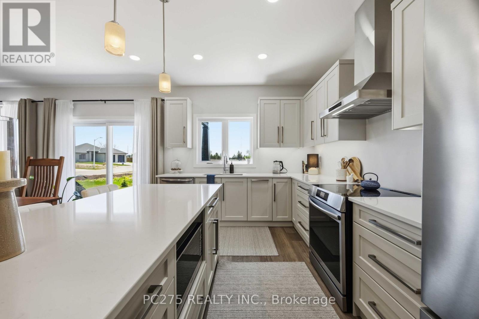 3585 BRITT BOULEVARD - 12