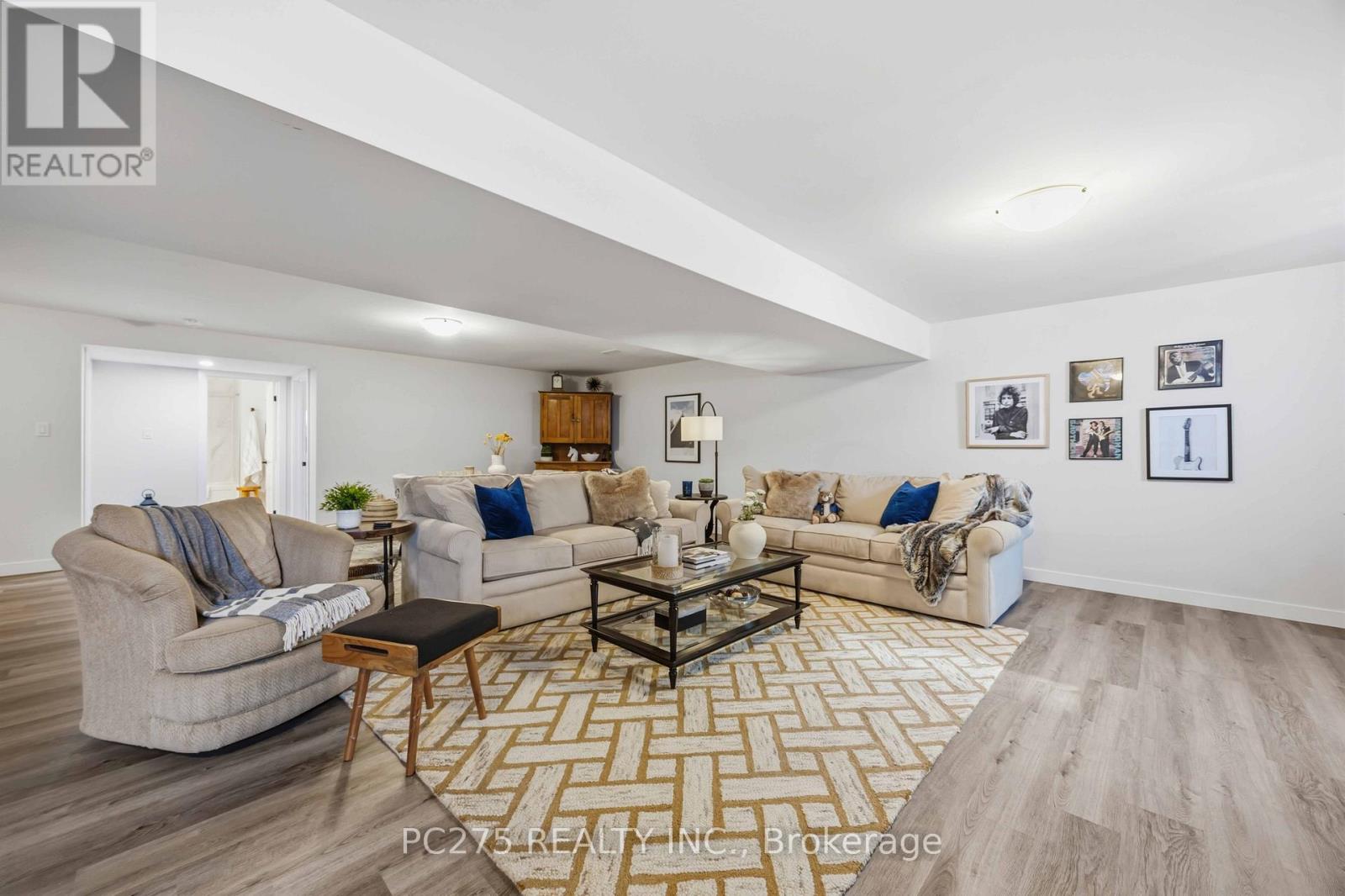 3585 BRITT BOULEVARD - 22