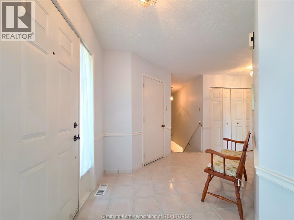 21 Earl DRIVE - 21