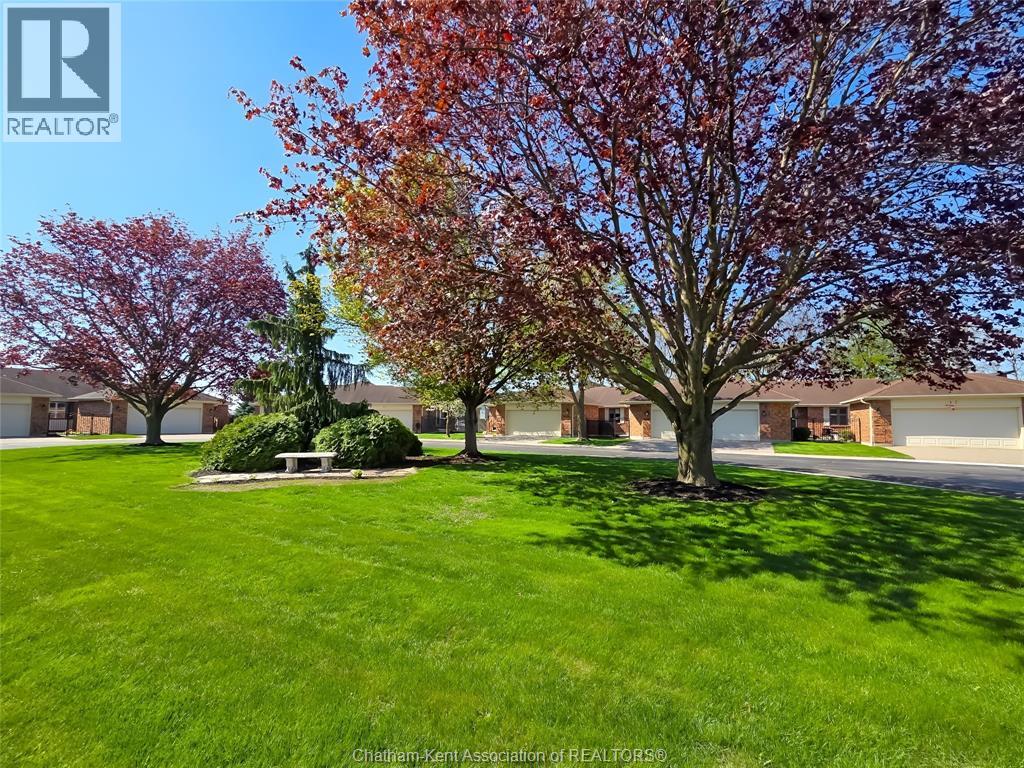 21 Earl DRIVE - 7