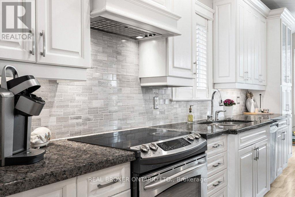 32 FELDSPAR CRESCENT - 16