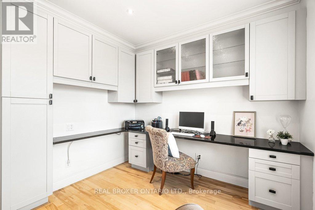32 FELDSPAR CRESCENT - 24