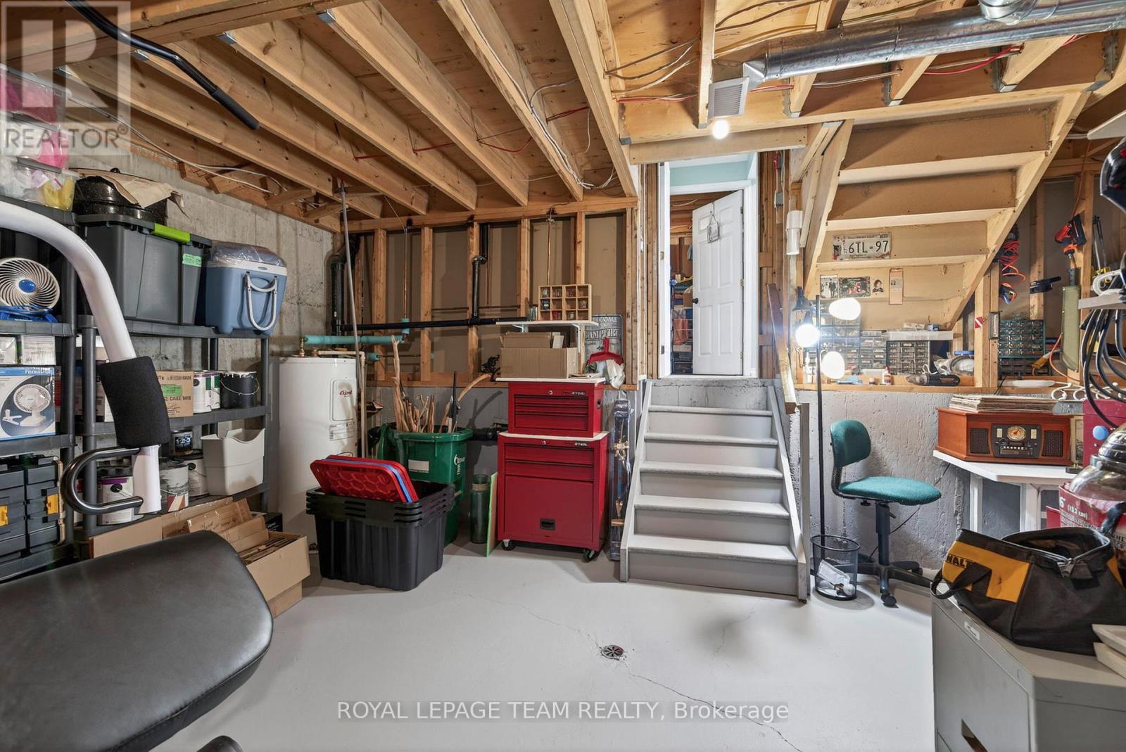 106 HEMLOCK CRESCENT - 29