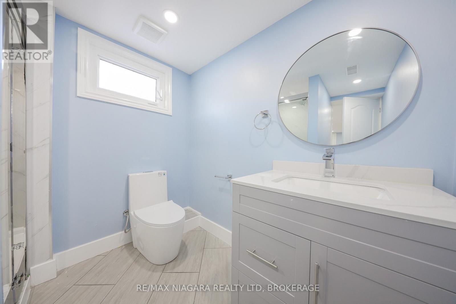 5 MEADOWVALE DRIVE - 27