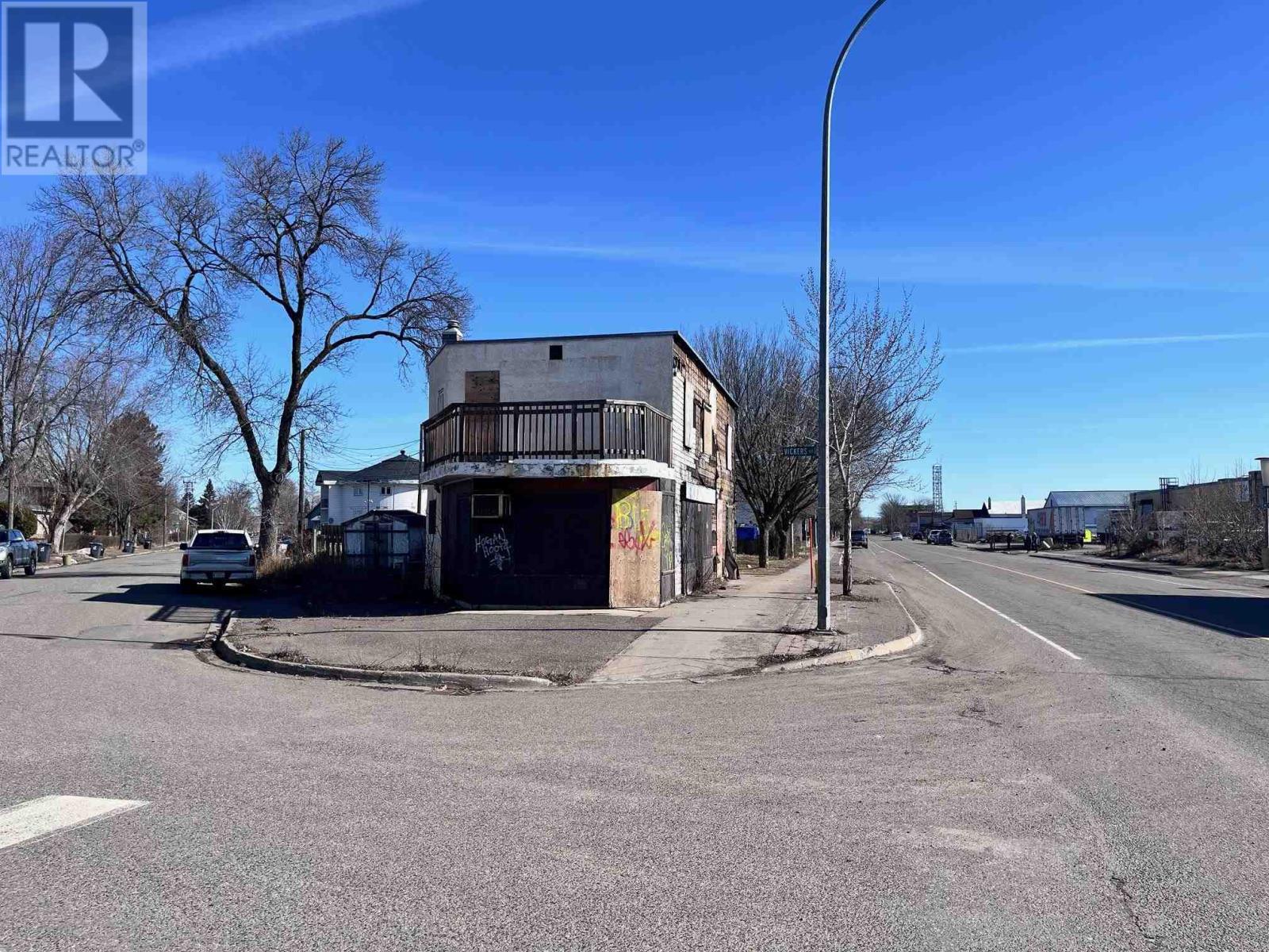 593 Syndicate AVE S - 3