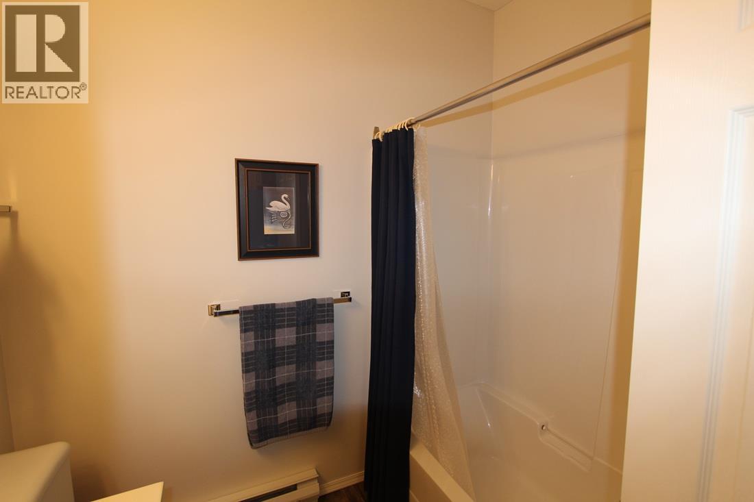 #7B 3935 Eagle Bay Road - 14