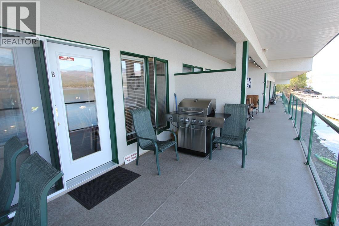 #7B 3935 Eagle Bay Road - 17