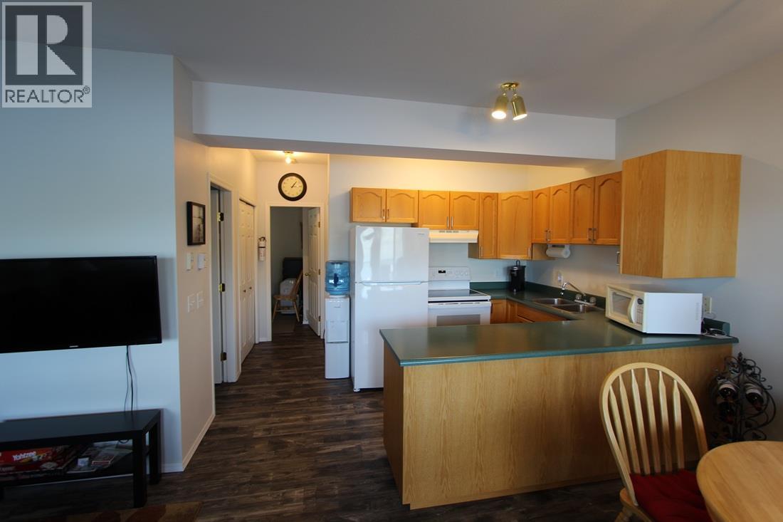 #7B 3935 Eagle Bay Road - 30