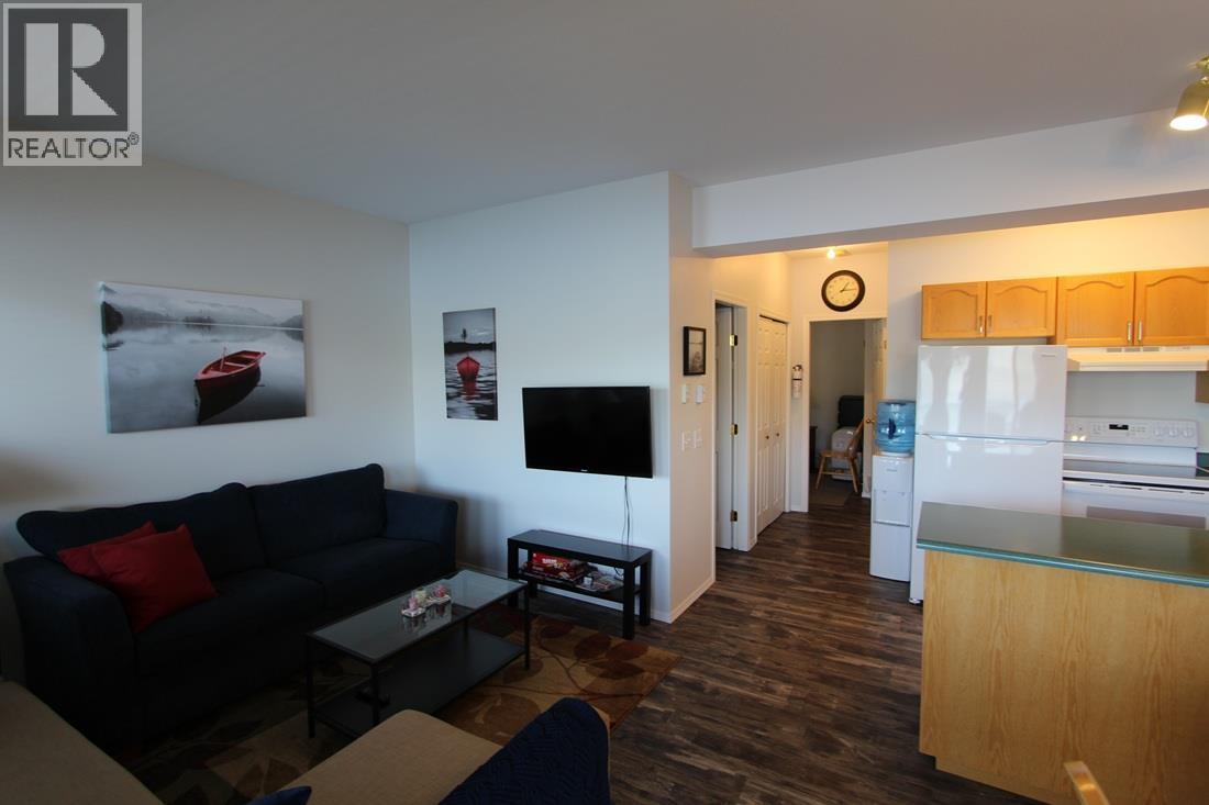 #7B 3935 Eagle Bay Road - 31