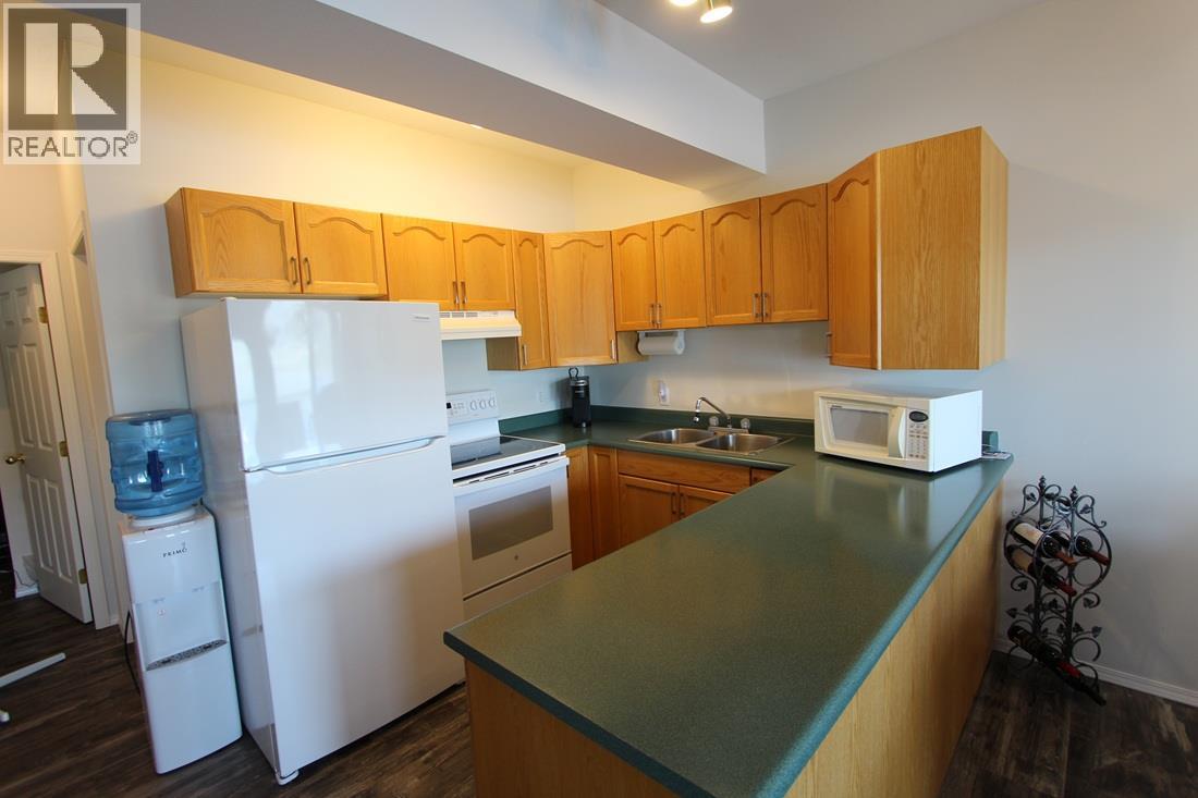 #7B 3935 Eagle Bay Road - 5