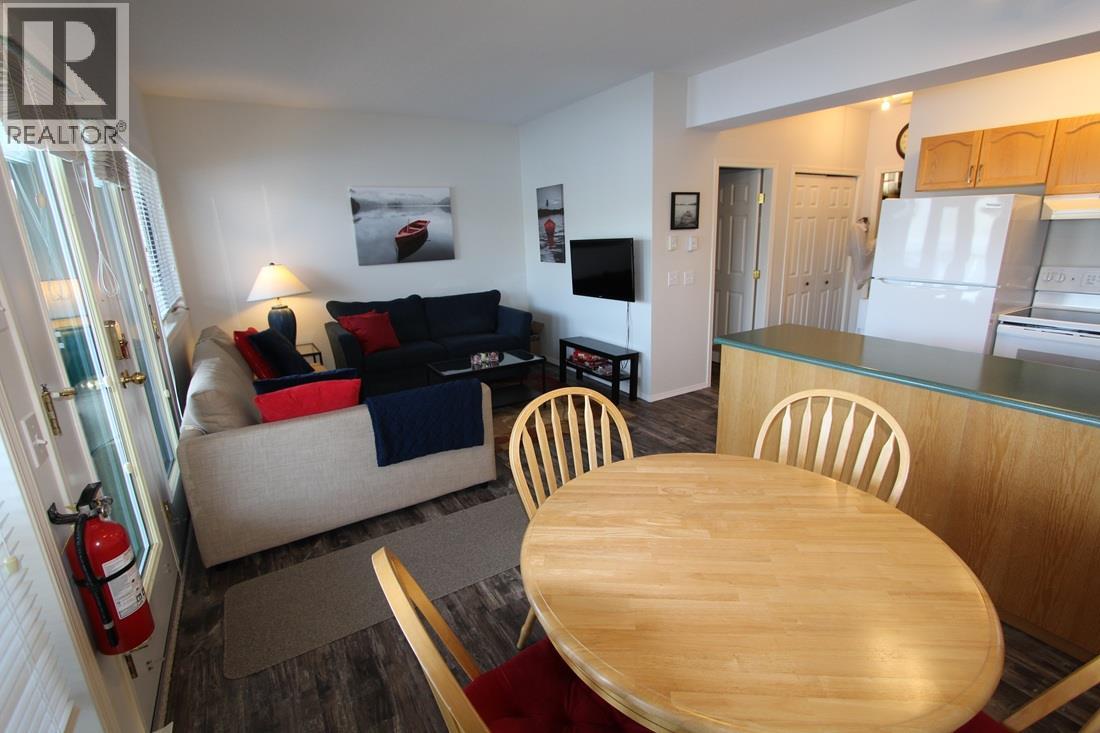#7B 3935 Eagle Bay Road - 6