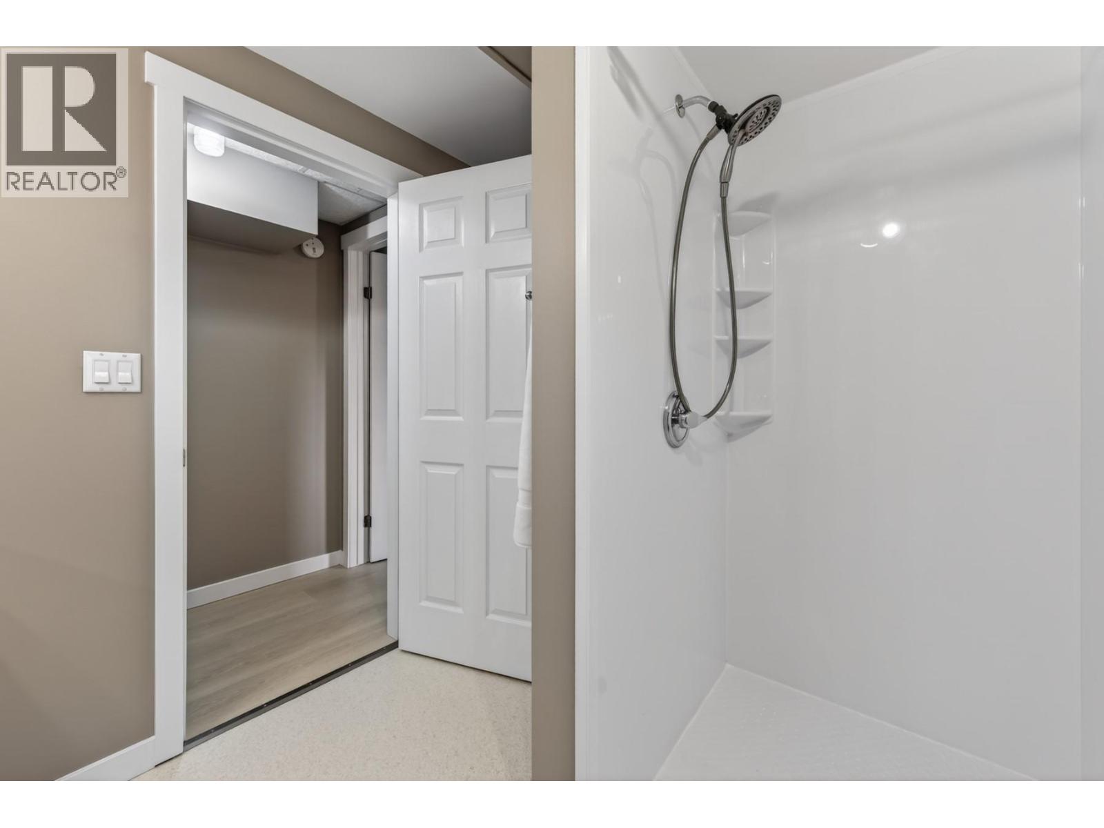 680 Fleming Drive - 38