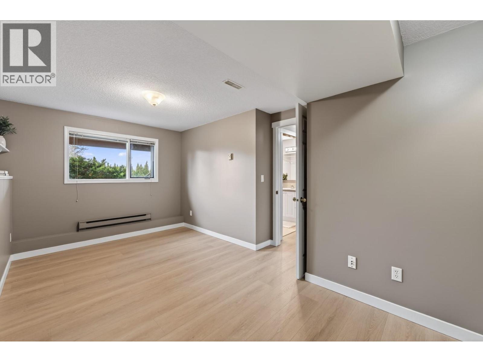 680 Fleming Drive - 39