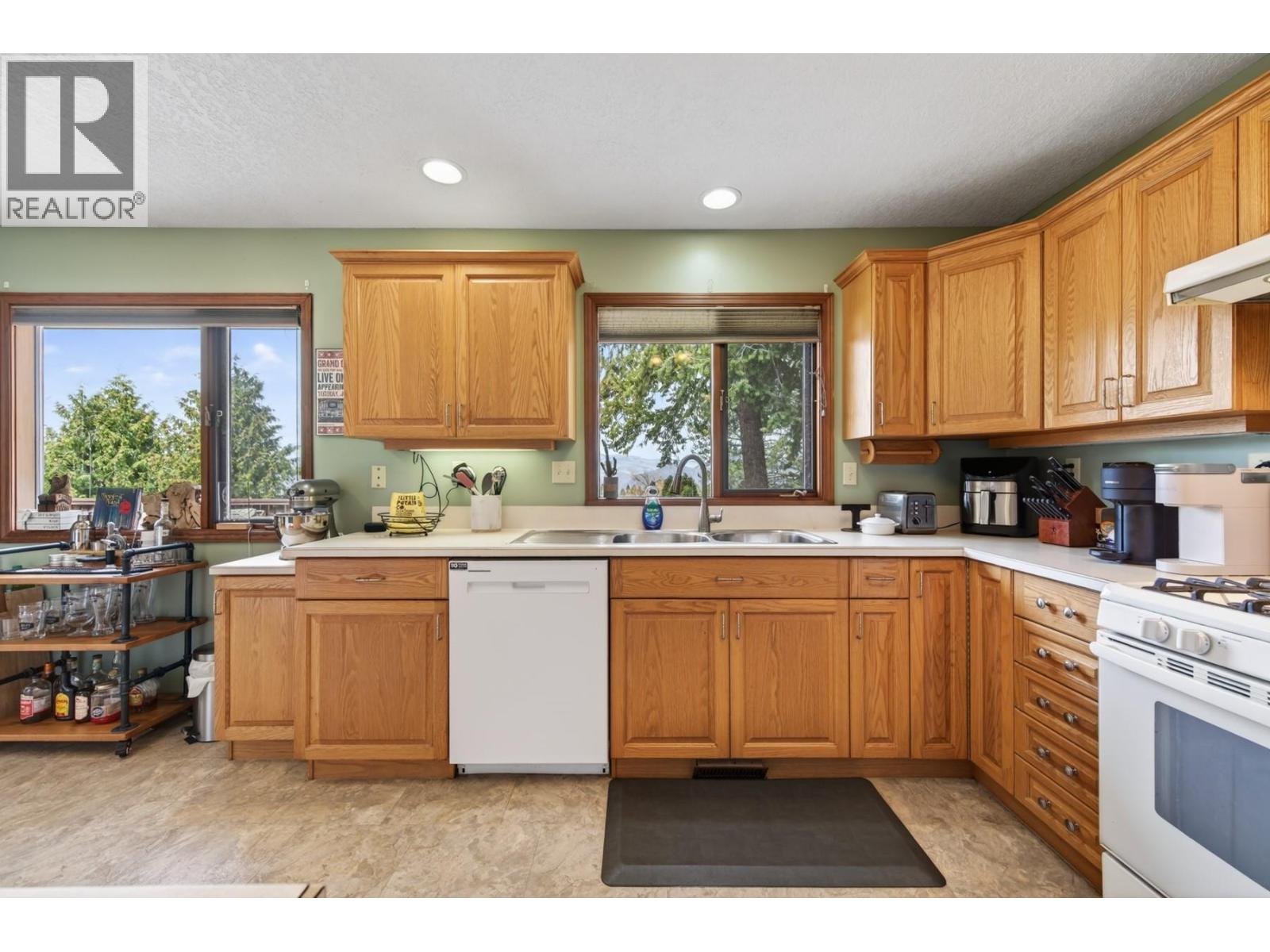 680 Fleming Drive - 5