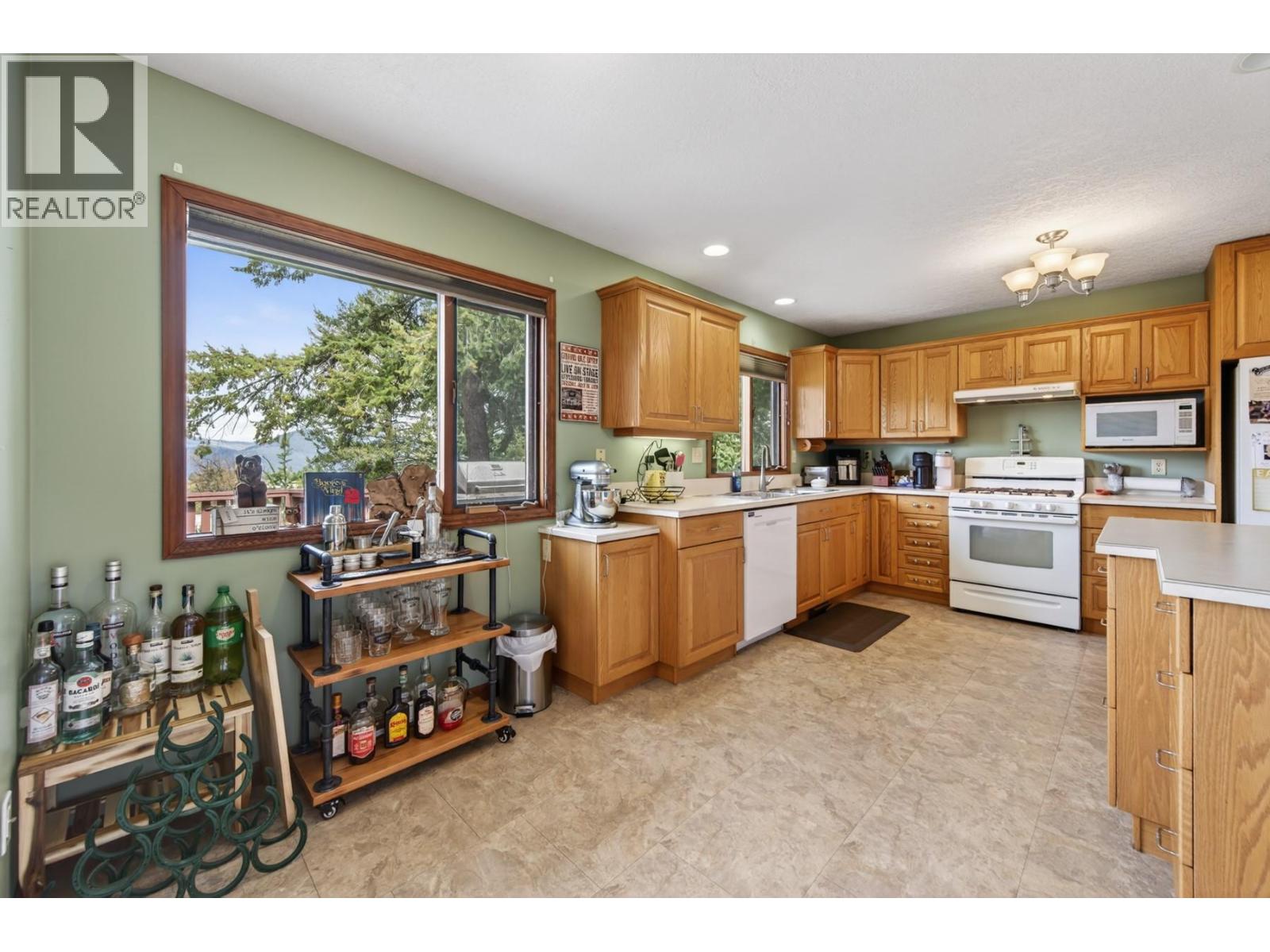 680 Fleming Drive - 7