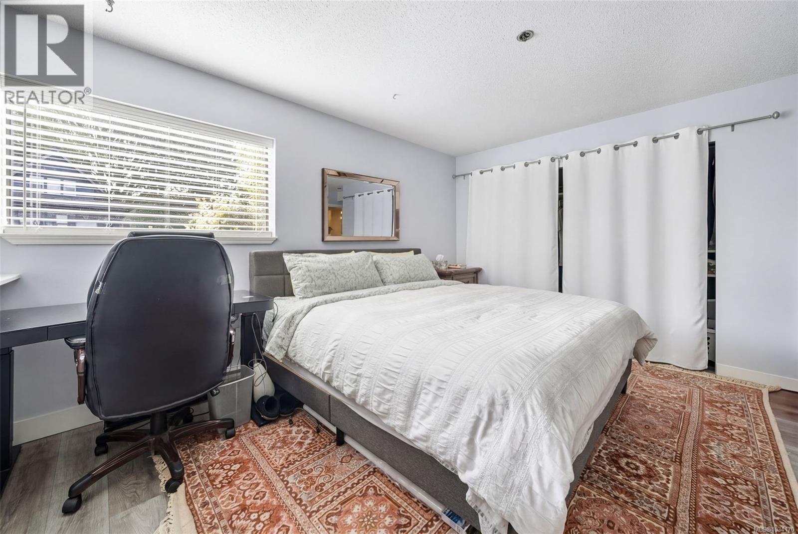 #107 420 Parry St - 17