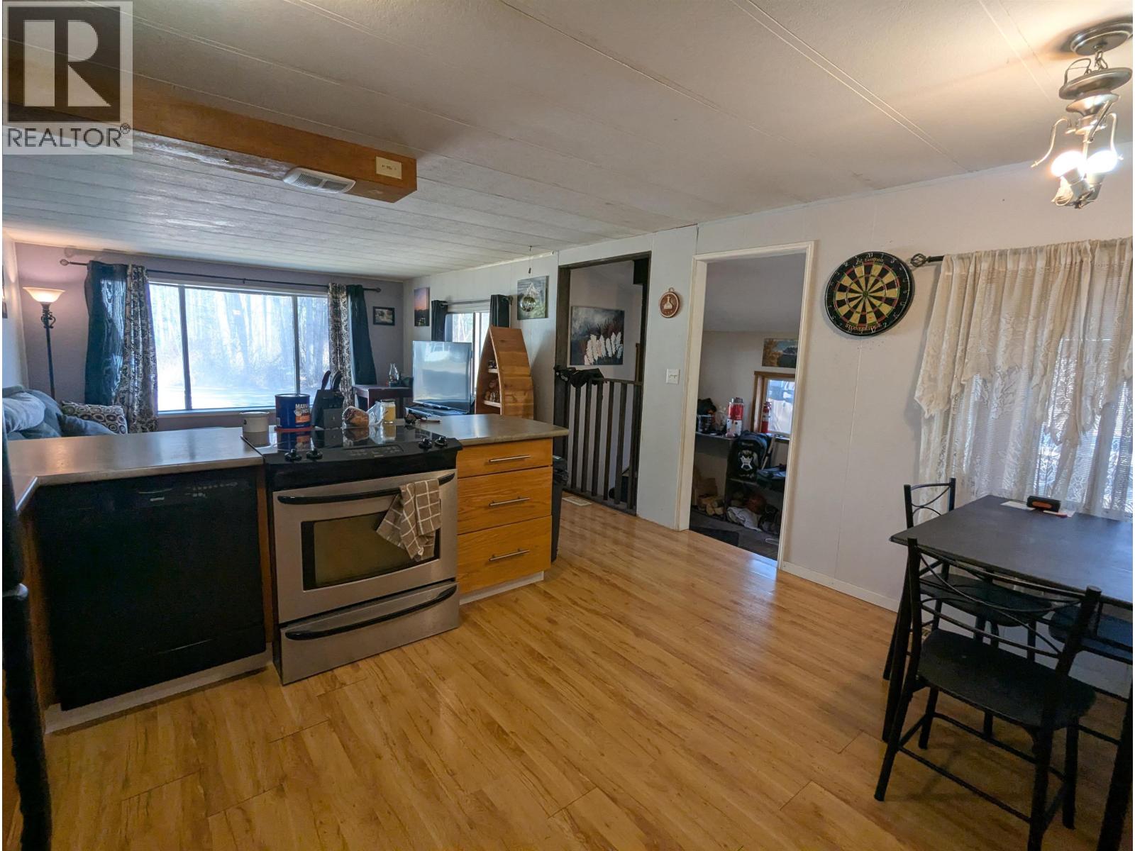 #82-4430 16 Highway, Smithers