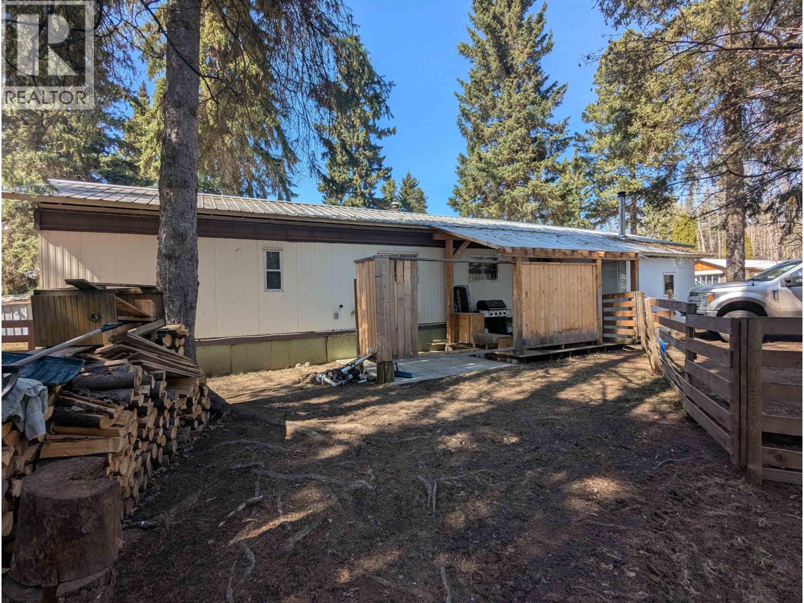 #82-4430 16 Highway, Smithers