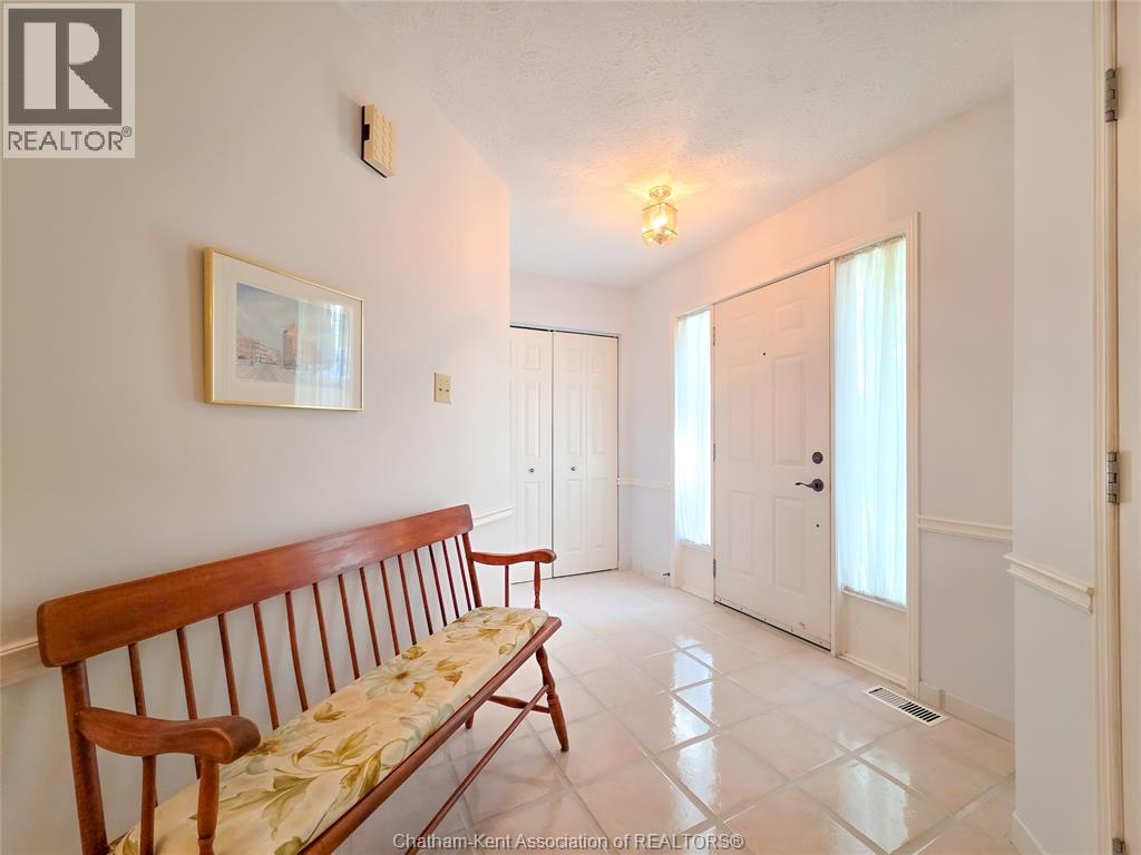 21 Earl DRIVE - 22