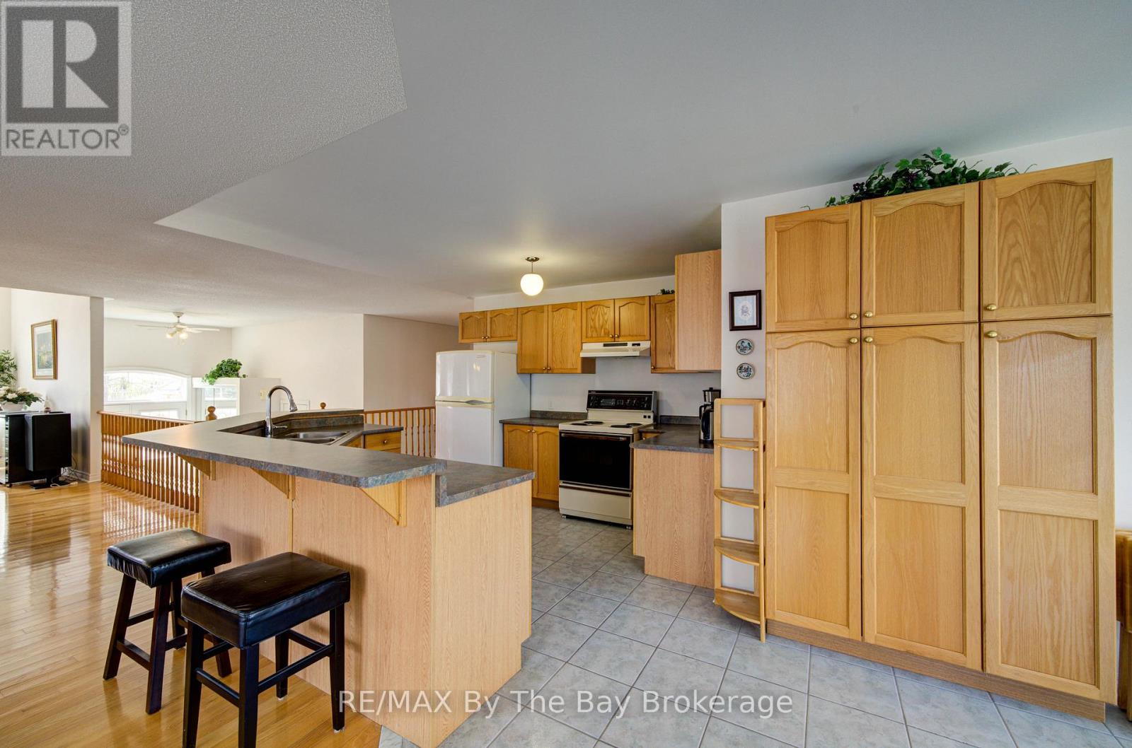420 RAMBLEWOOD DRIVE - 14