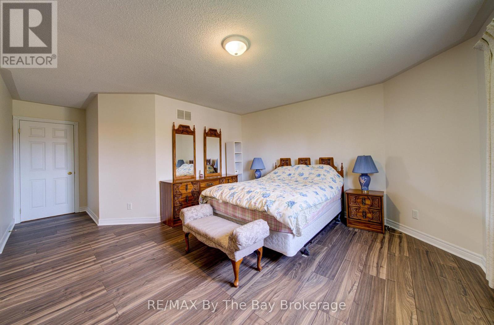 420 RAMBLEWOOD DRIVE - 22