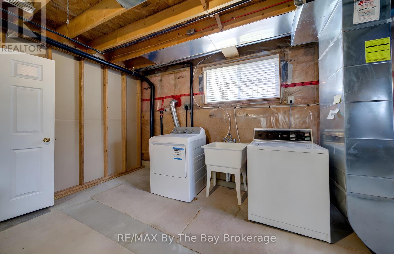 420 RAMBLEWOOD DRIVE - 33