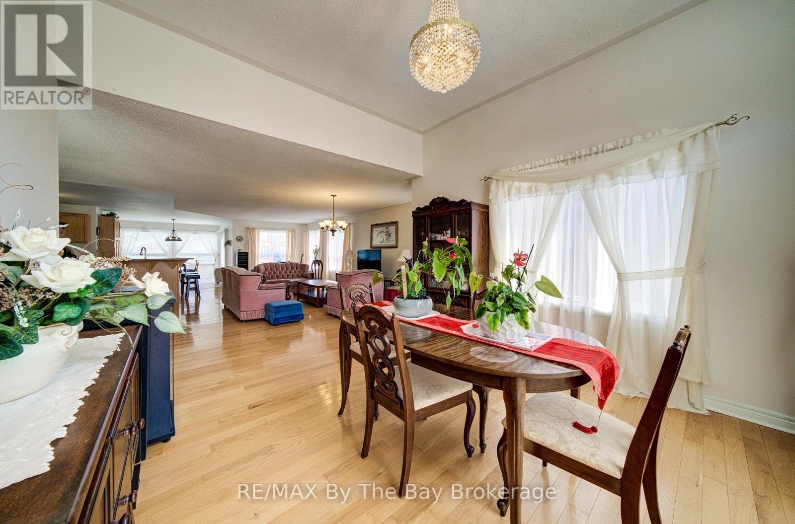 420 RAMBLEWOOD DRIVE - 9