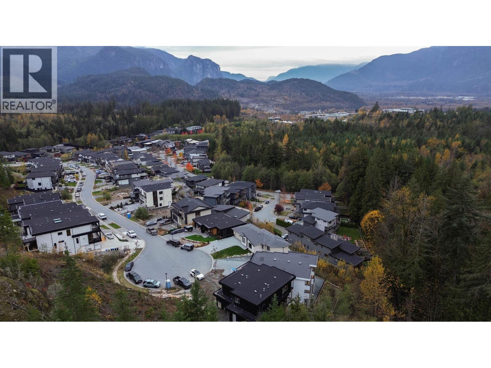 39 3385 MAMQUAM ROAD, Squamish